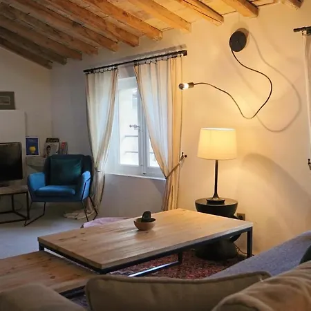 Douceur Uzetienne De Caractere Climatise Apartment