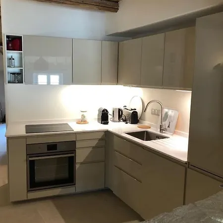 Douceur Uzetienne De Caractere Climatise Apartment