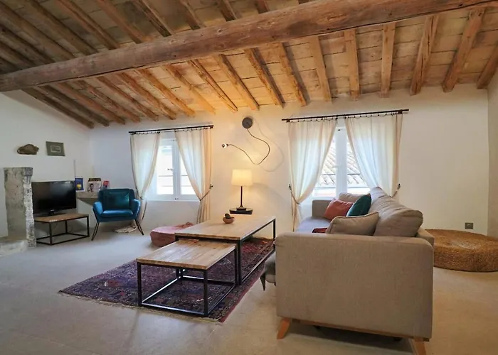 Διαμέρισμα Douceur Uzetienne De Caractere Climatise *